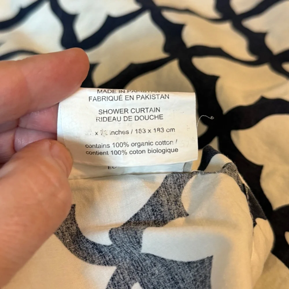 Pottery Barn Navy & White Organic Cotton Shower Curtain + Matching Towels Set